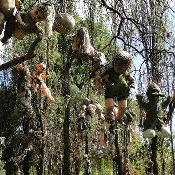 La Puerta Secreta Del Frios Asesinos Menores De Edad