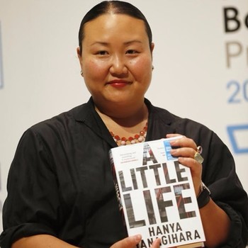 Entrevista a Hanya Yanagihara, autora de “Tan poca vida