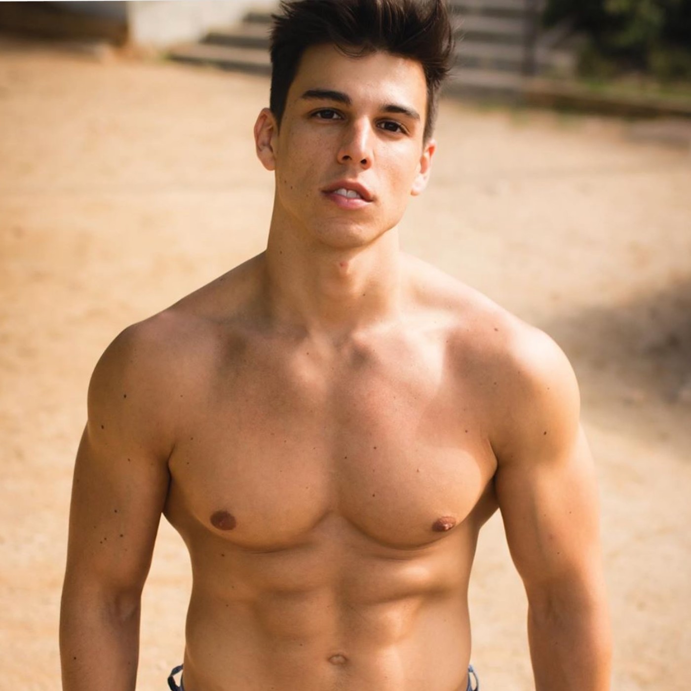 Ernest (034) the fitness boy en EMOTION ME por Pedro Vivar en mp3(25/03