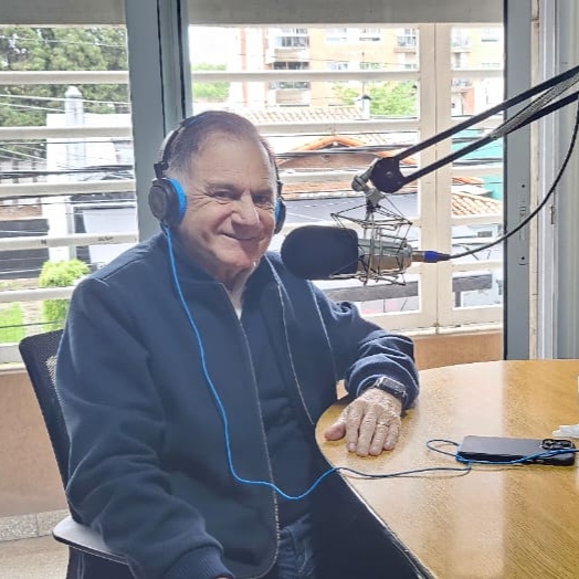 Entrevista Julio Pereyra Democracia 40 Años. AgenHoy Radio
