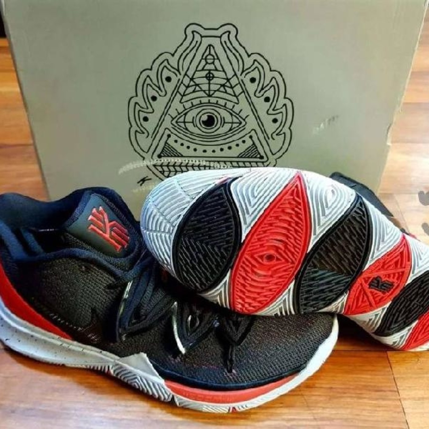 tenis nike illuminati