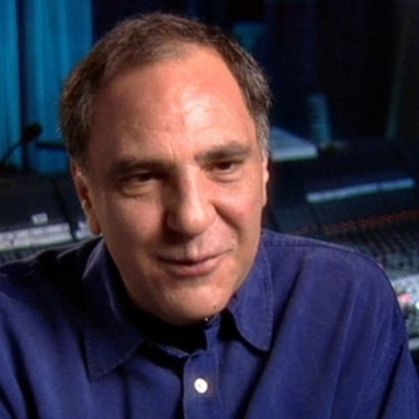 Escucha Basil Poledouris iVoox