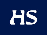 26522: Rättivääpeli Petteri Vuorinen jakaa hiihtäjille maajoukkueasut ja lähtee tarvittaessa vaikka kesk ..