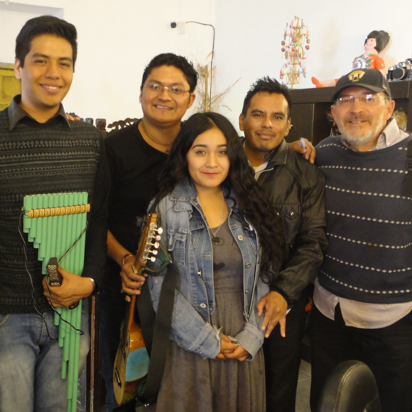 124 Música folklórica, Alejandro Villegas y su grupo Máak Ku Paax