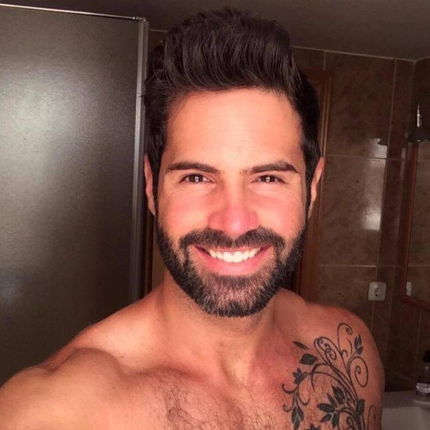 Dani robles Dani robles
