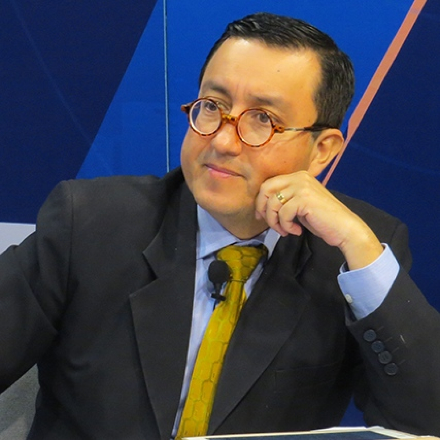 Glatzer Tuesta – Editorial 10 de mayo de 2022 episode artwork