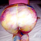 Cuéntale a la Yola: Chica Rocker con beso