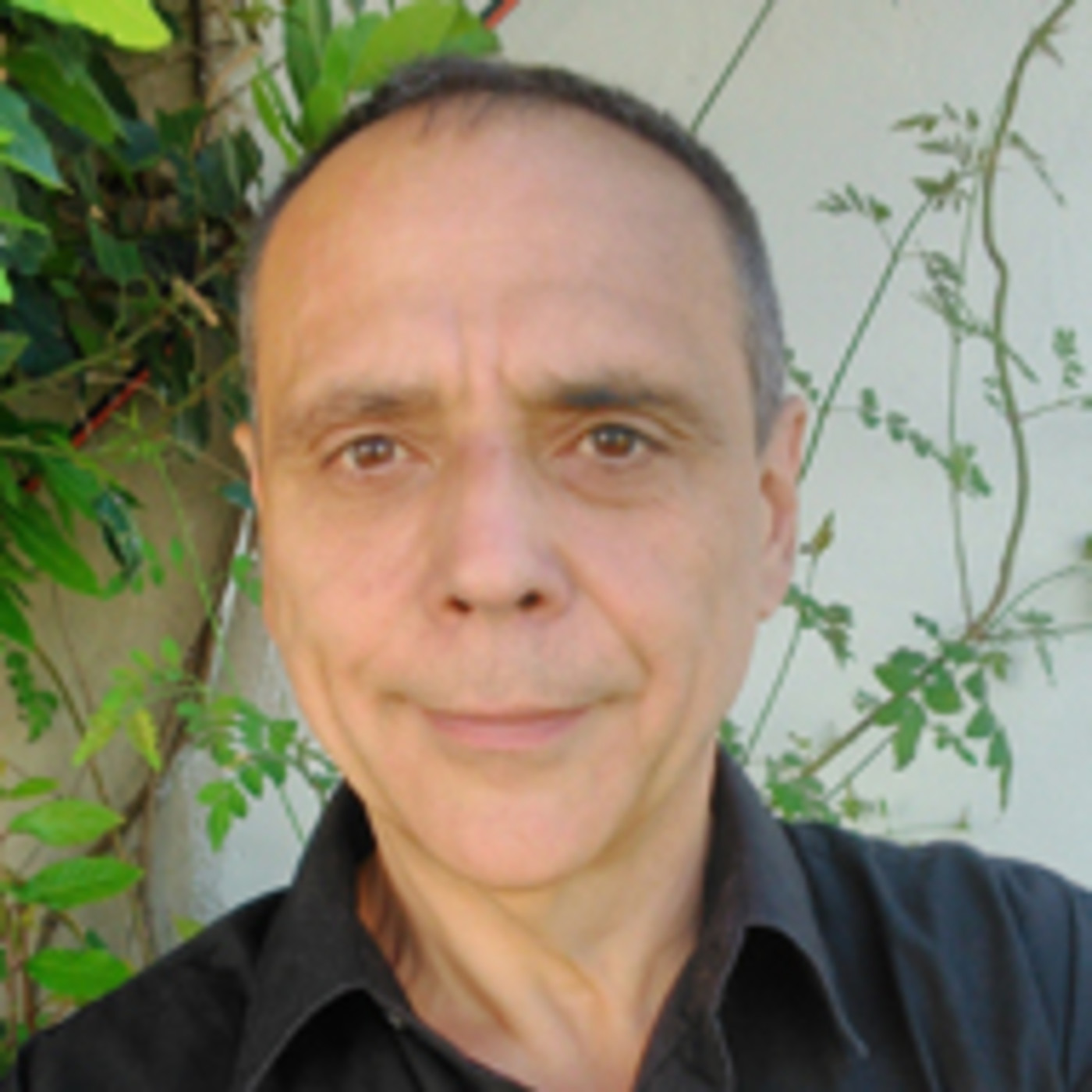 Rafael Courtoisie en voces femeninas