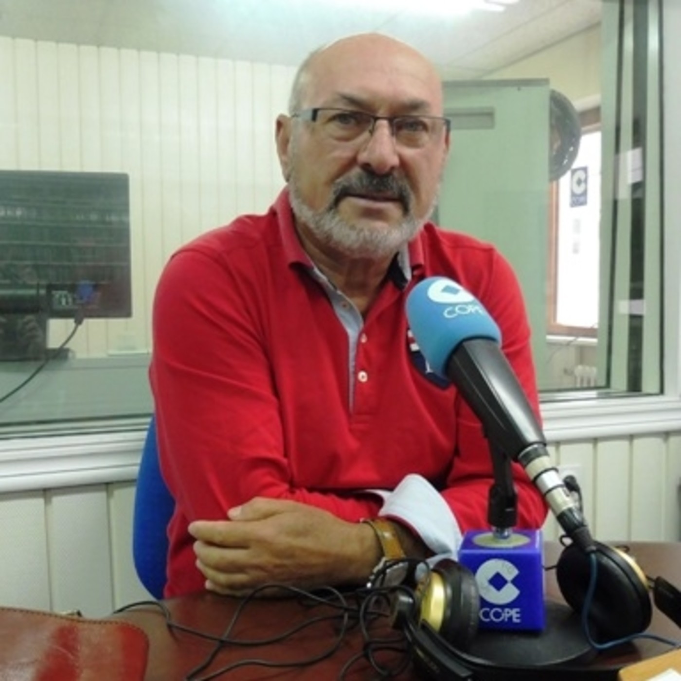 Ramón Acuña, presidente del Náutico de Ribadeo episode artwork