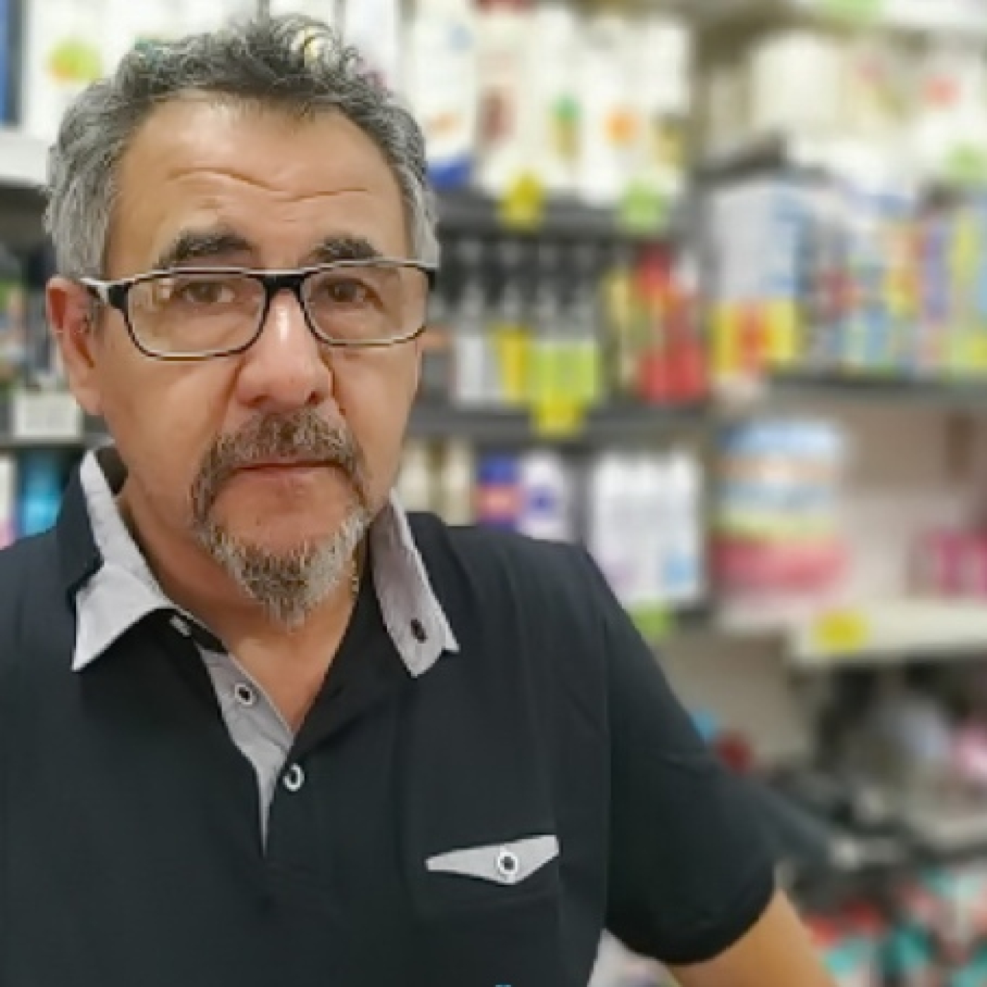 "Hemos crecido en ventas porque la gente ya no hace la compra quincenal en el híper" dice Fernando Savore de Almaceneros