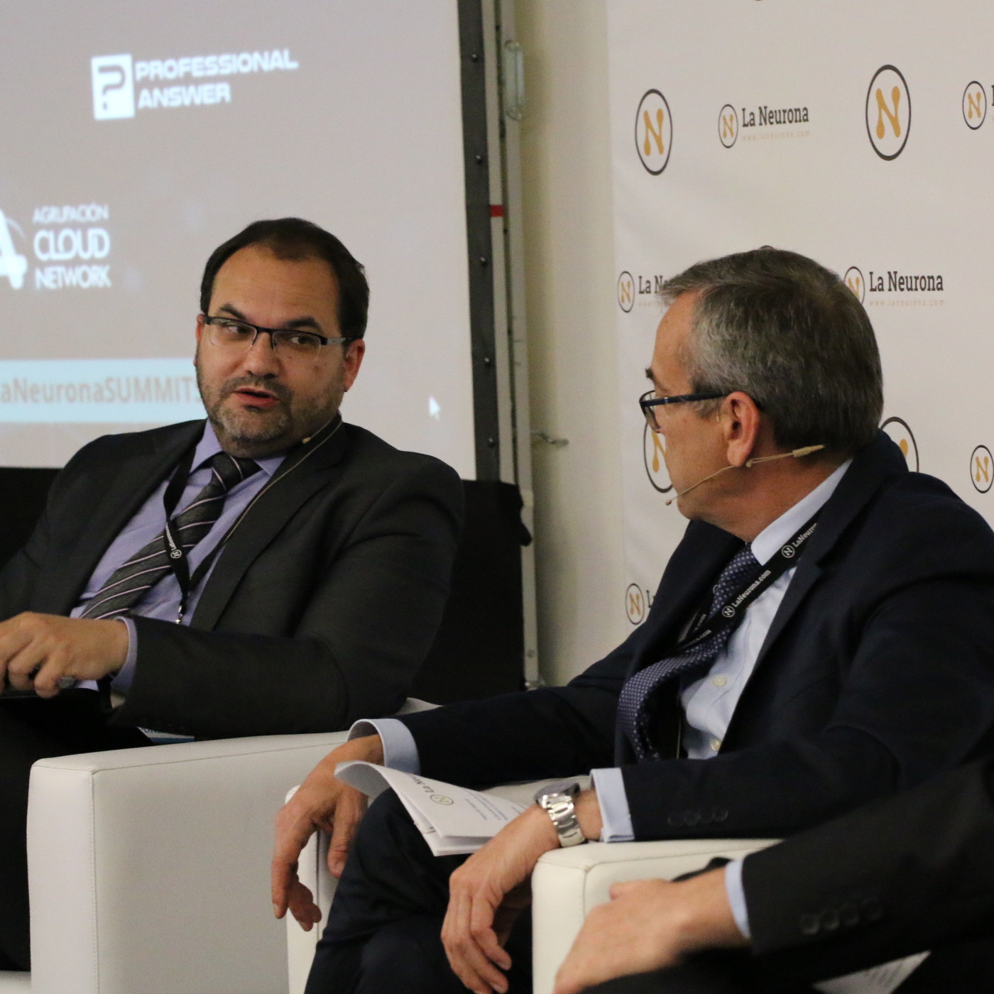 PANELES EXPERTOS LA NEURONA SUMMITS