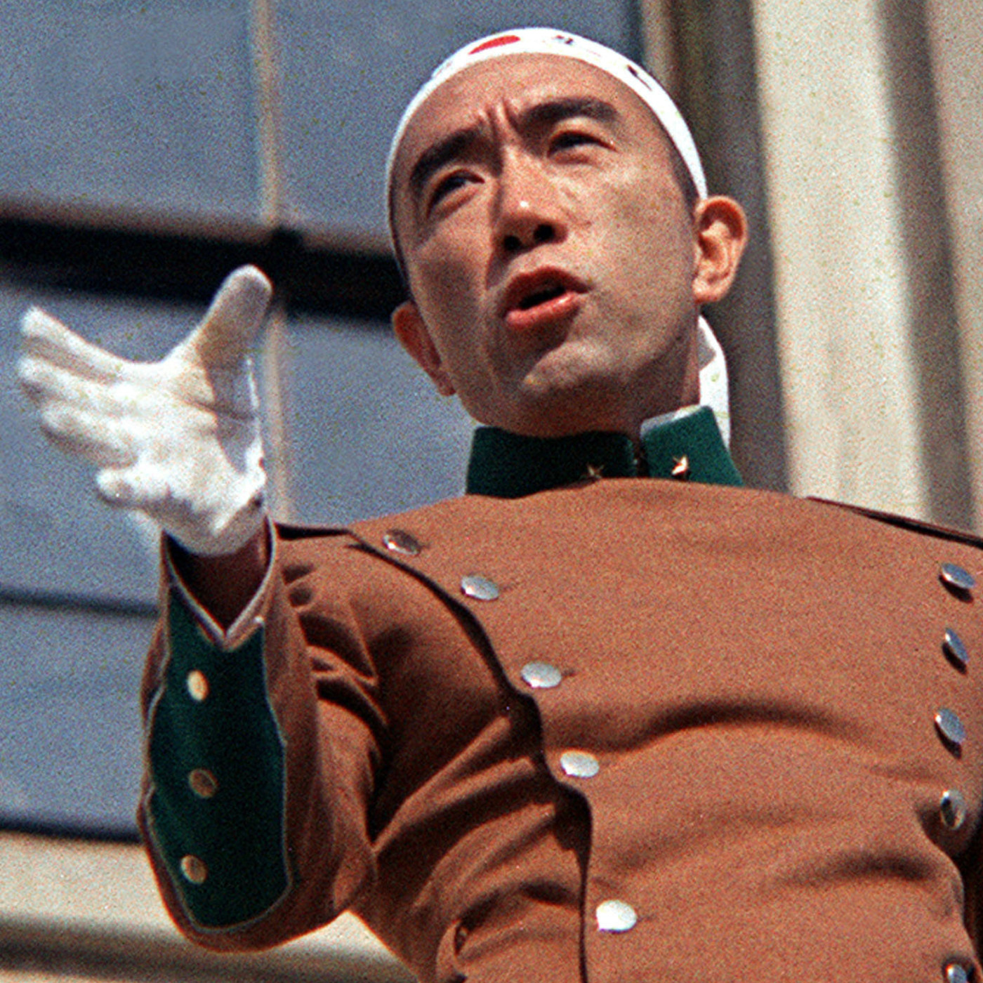 La Brújula 68 - Yukio Mishima episode artwork