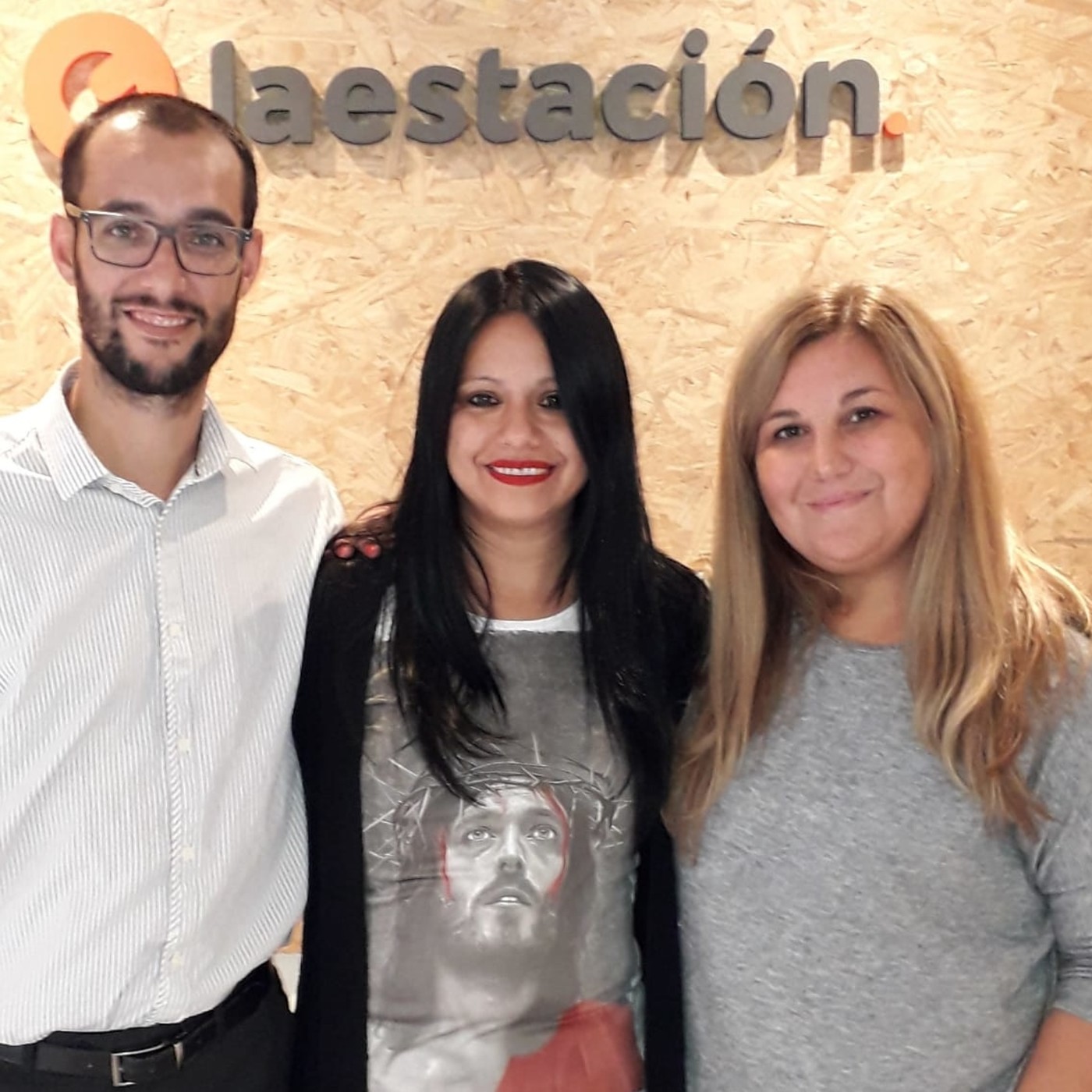 LA ESTACION FM
