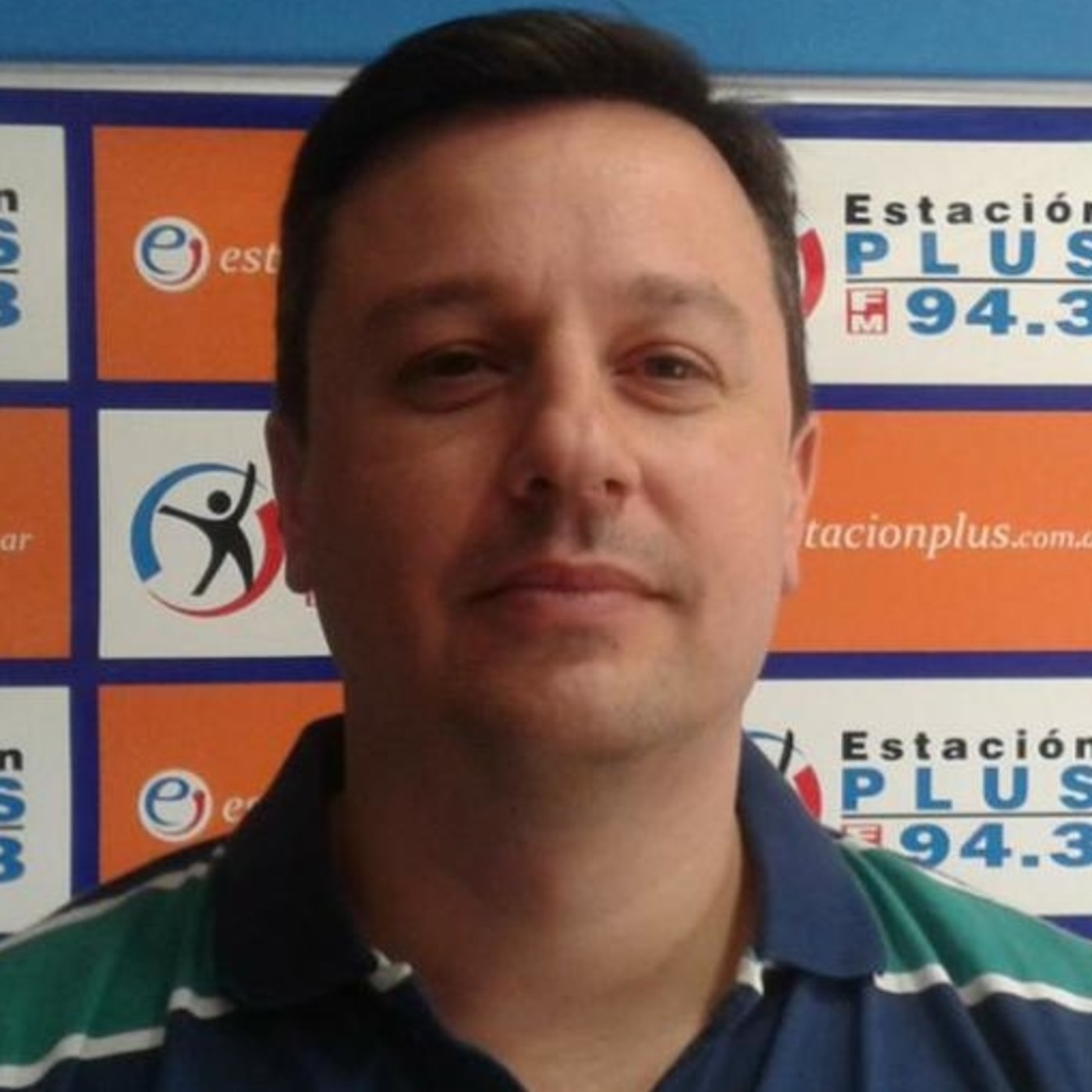 FM Estación Plus Crespo