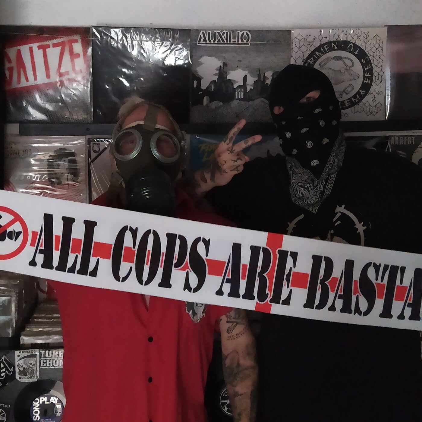 Radio crimen #14 ESPECIAL PUNK CANARIO con PIOJO episode artwork