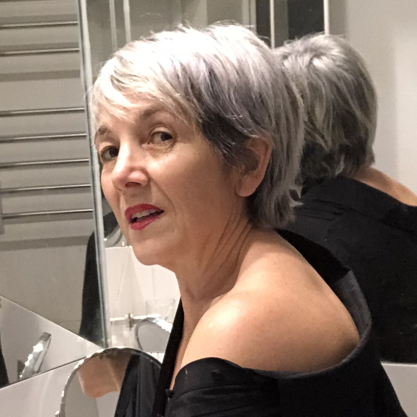 LENKA CARVALLO