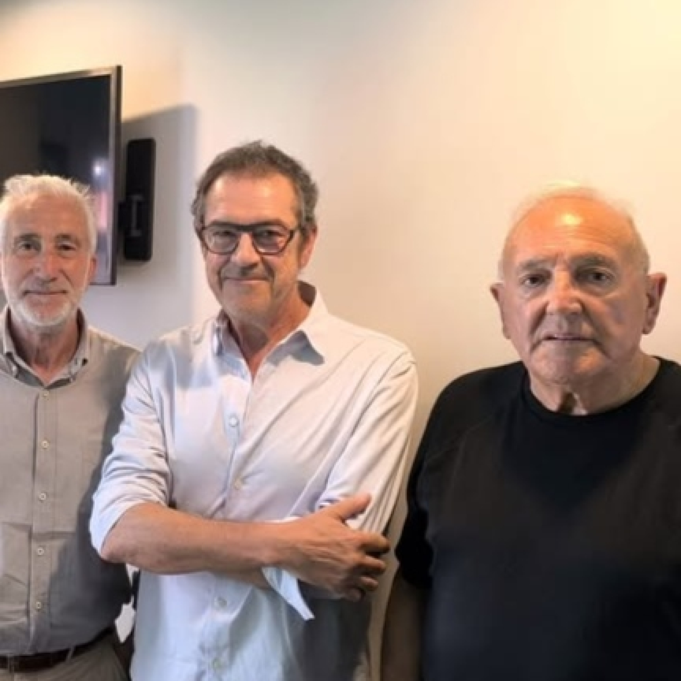 Tertulia La otra mirada. 15 junio 2026. episode artwork