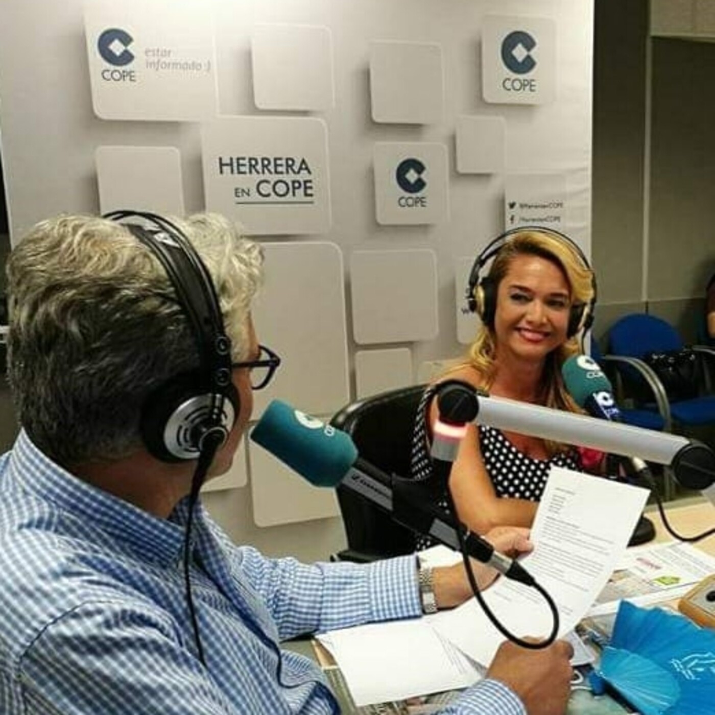 LM Tu Silueta en las ondas