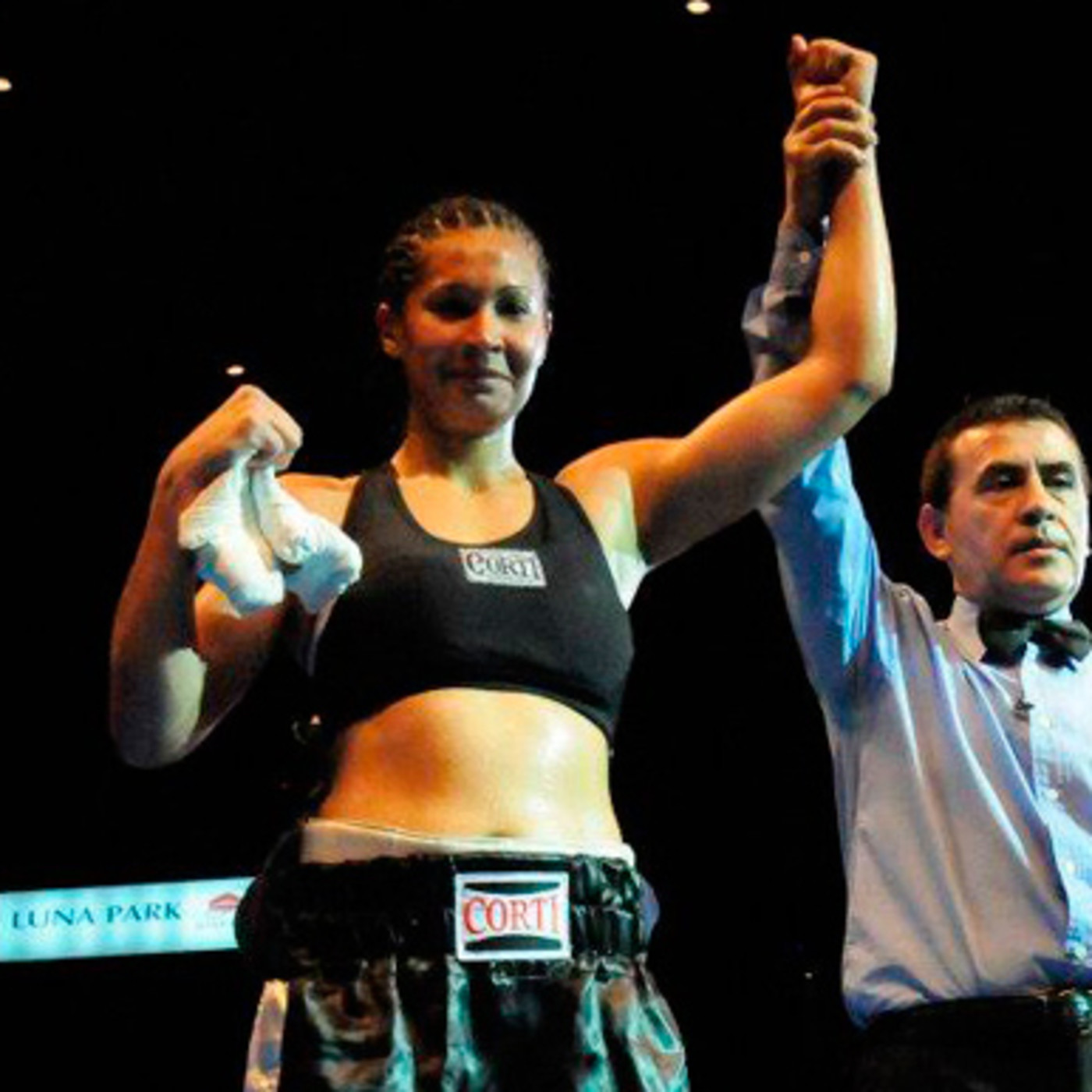 Ring Side en el aire