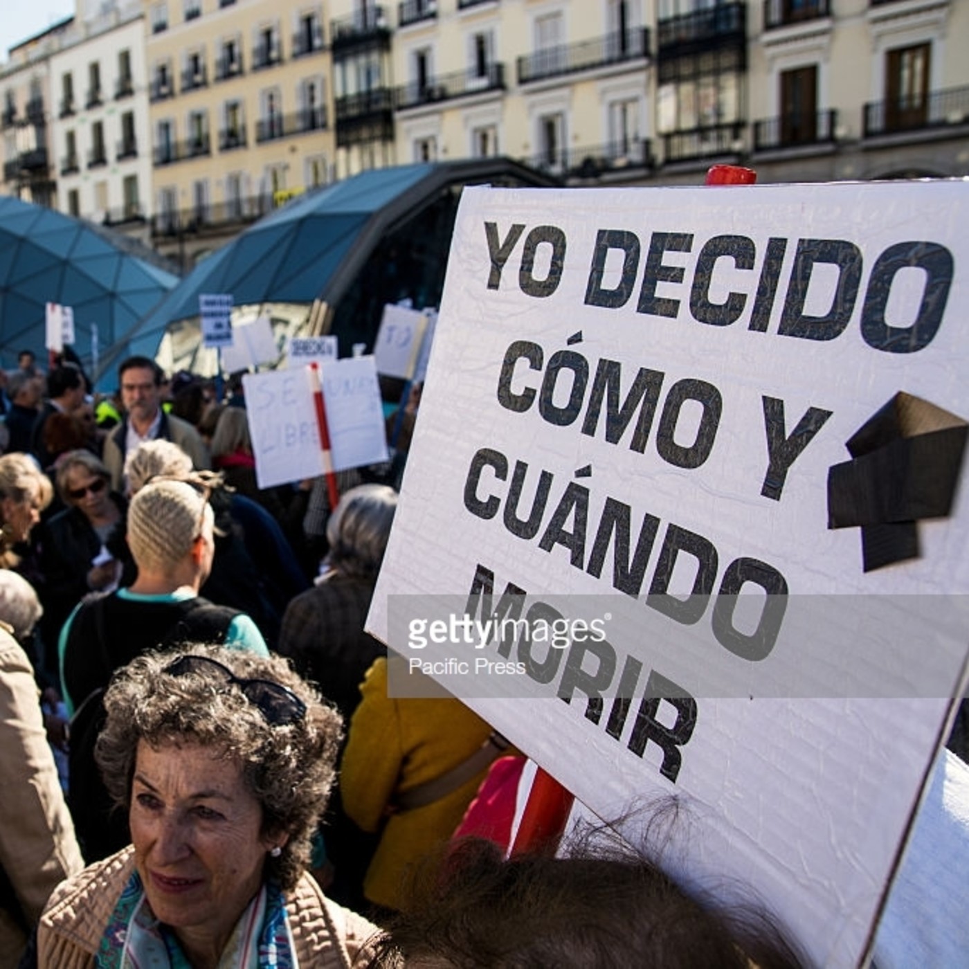 REAL COMO LA VIDA MISMA