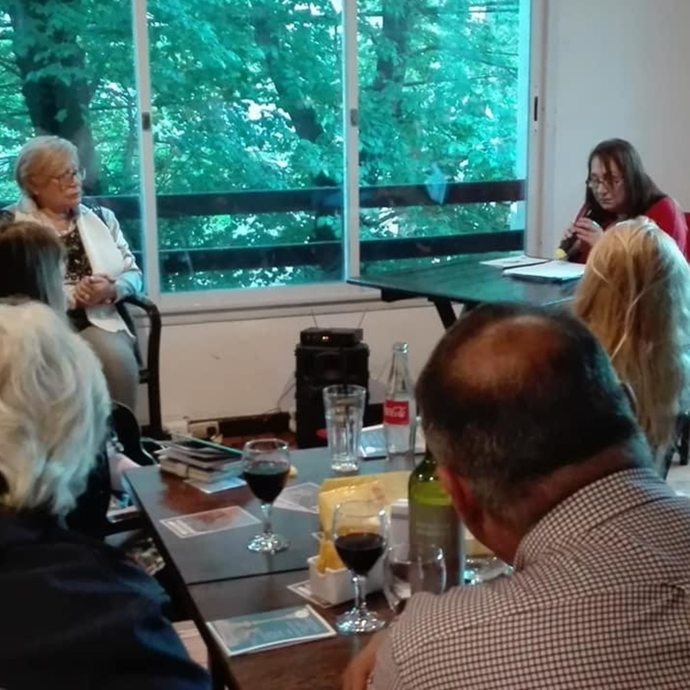 Tardes con poetas ciclo mensual de Carlos Morteo