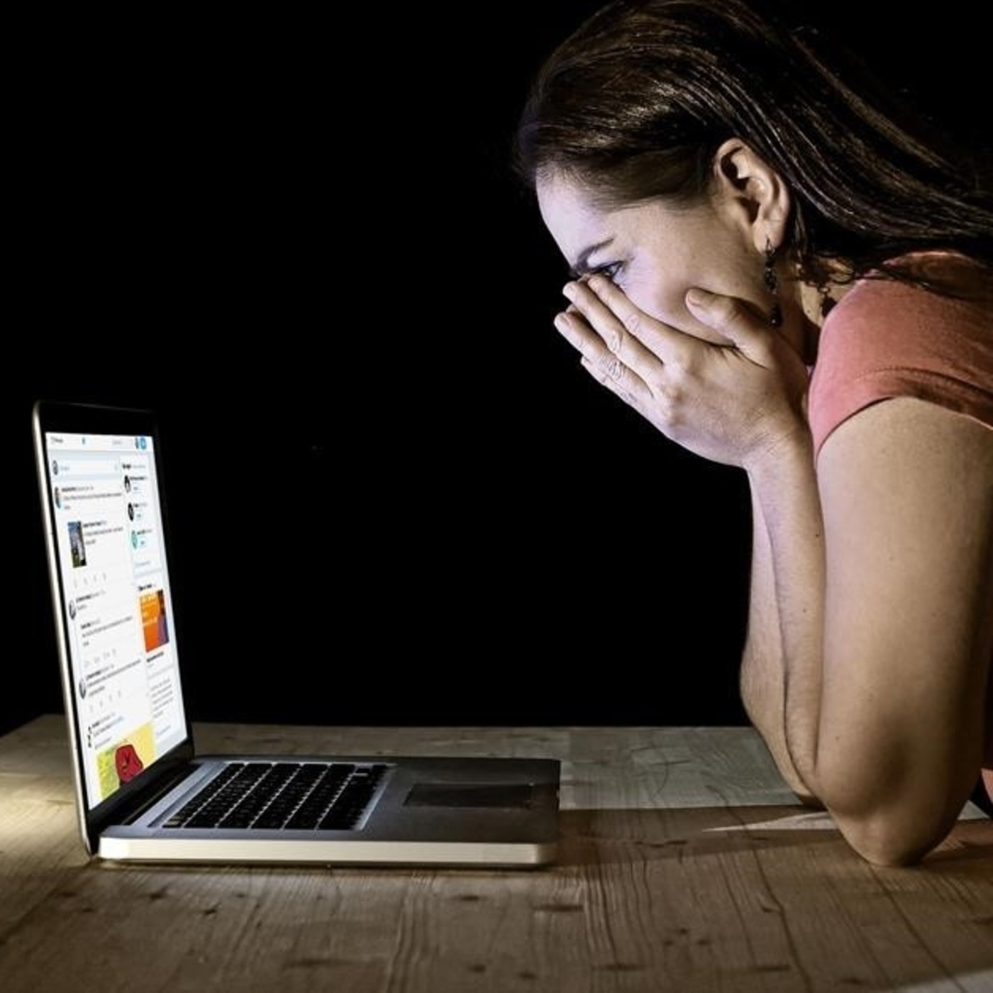 Prevención del acoso digital en empresas y organismos públicos