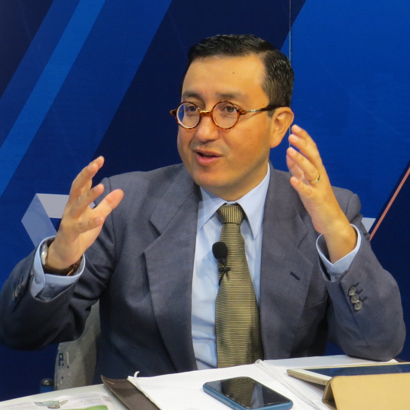 Glatzer Tuesta – Editorial 23 de abril del 2020 episode artwork