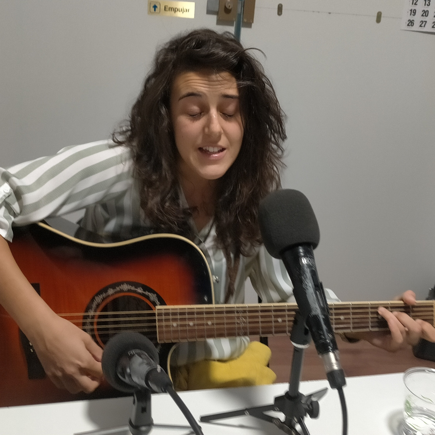 EN BUENA COMPAÑIA - Miriam Martiago con su música y sus propias composiciones, demuestra su talento
