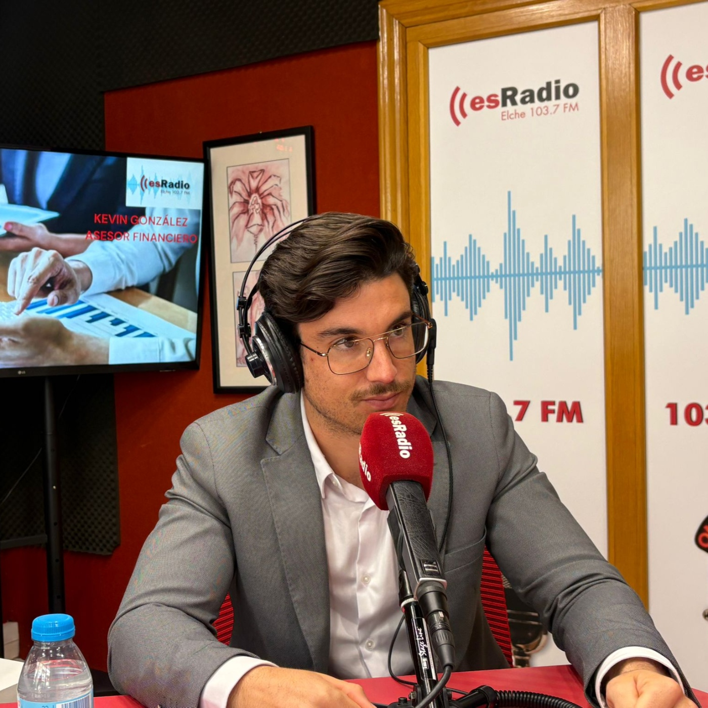 "La comodidad es el enemigo número 1 de la seguridad financiera". episode artwork