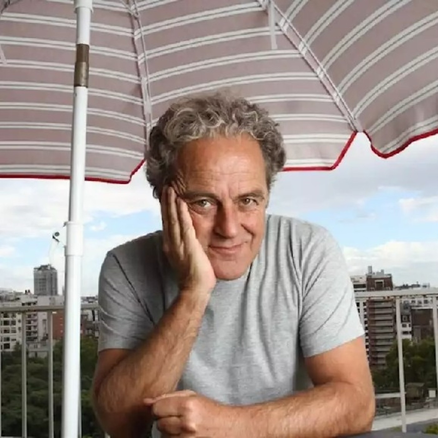 Cuentos en radioteatro