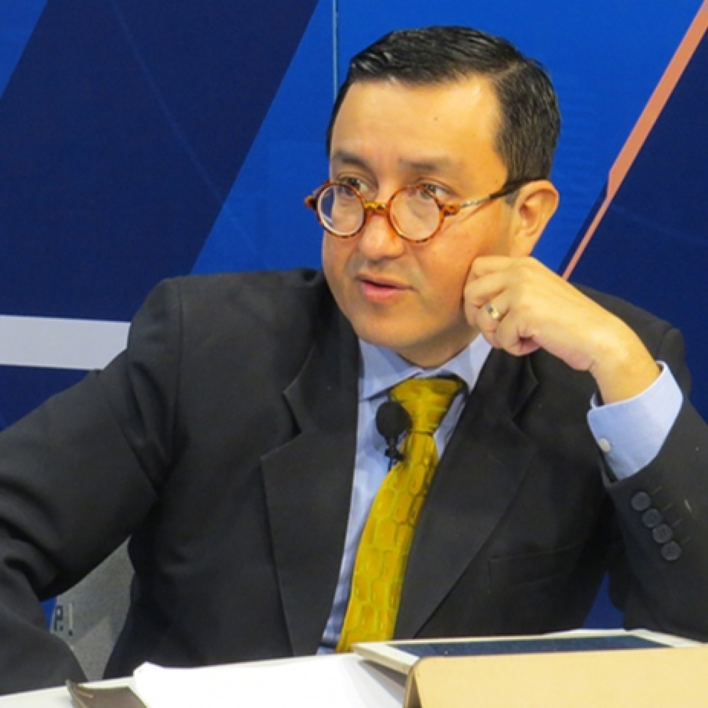Glatzer Tuesta – Editorial 07 de diciembre de 2022 episode artwork
