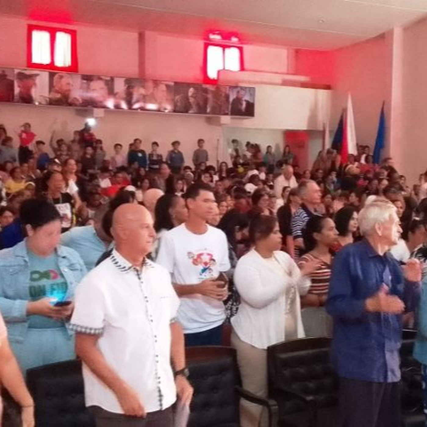 Reconocen a educadores cienfuegueros de cara al centenario del natalicio de Fidel