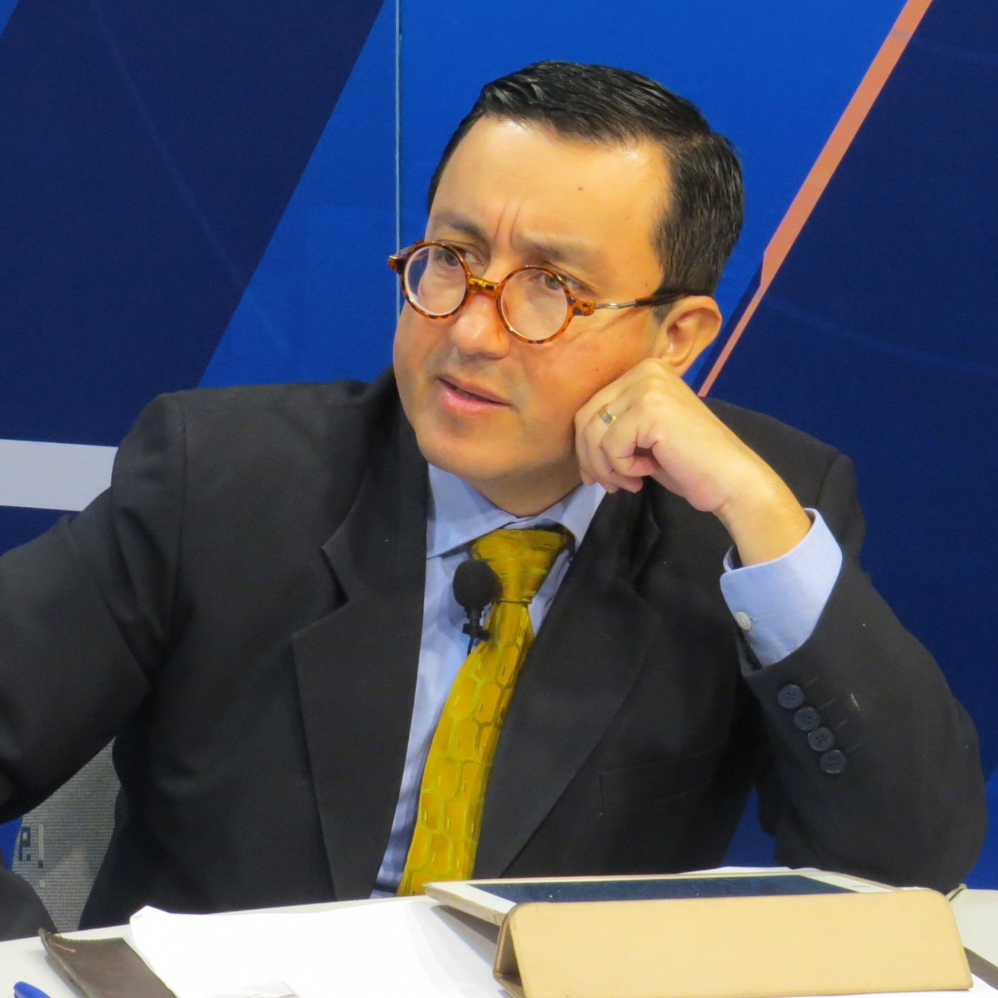 Glatzer Tuesta – Editorial 07 de mayo del 2020 episode artwork