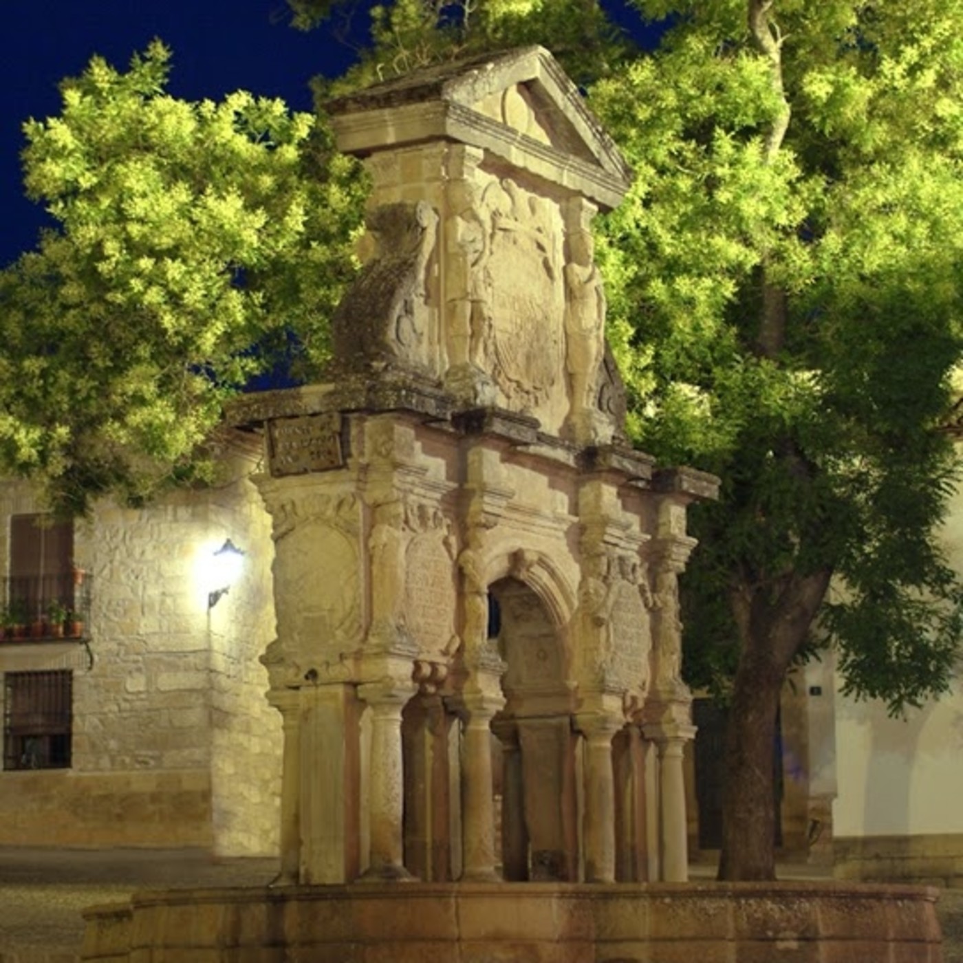 GUIA DE BAEZA. HOTEL PUERTA DE LA LUNA
