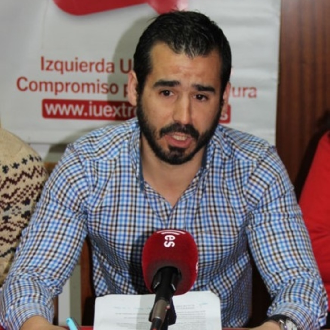 180417 IU Montijo sigue con su denuncia de la privatización del Centro de Día episode artwork