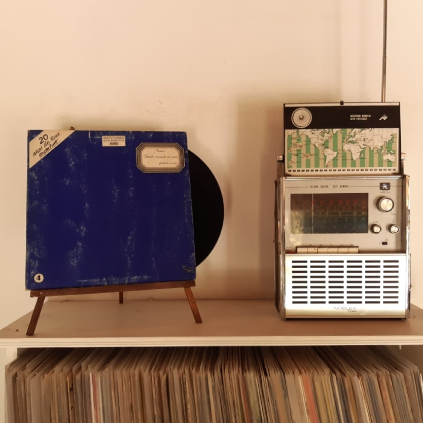 Los discos se escuchan enteros