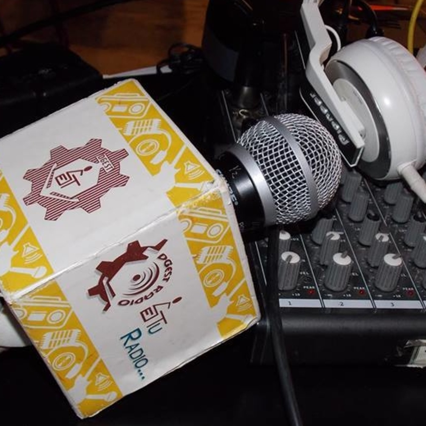 DGEST Radio
