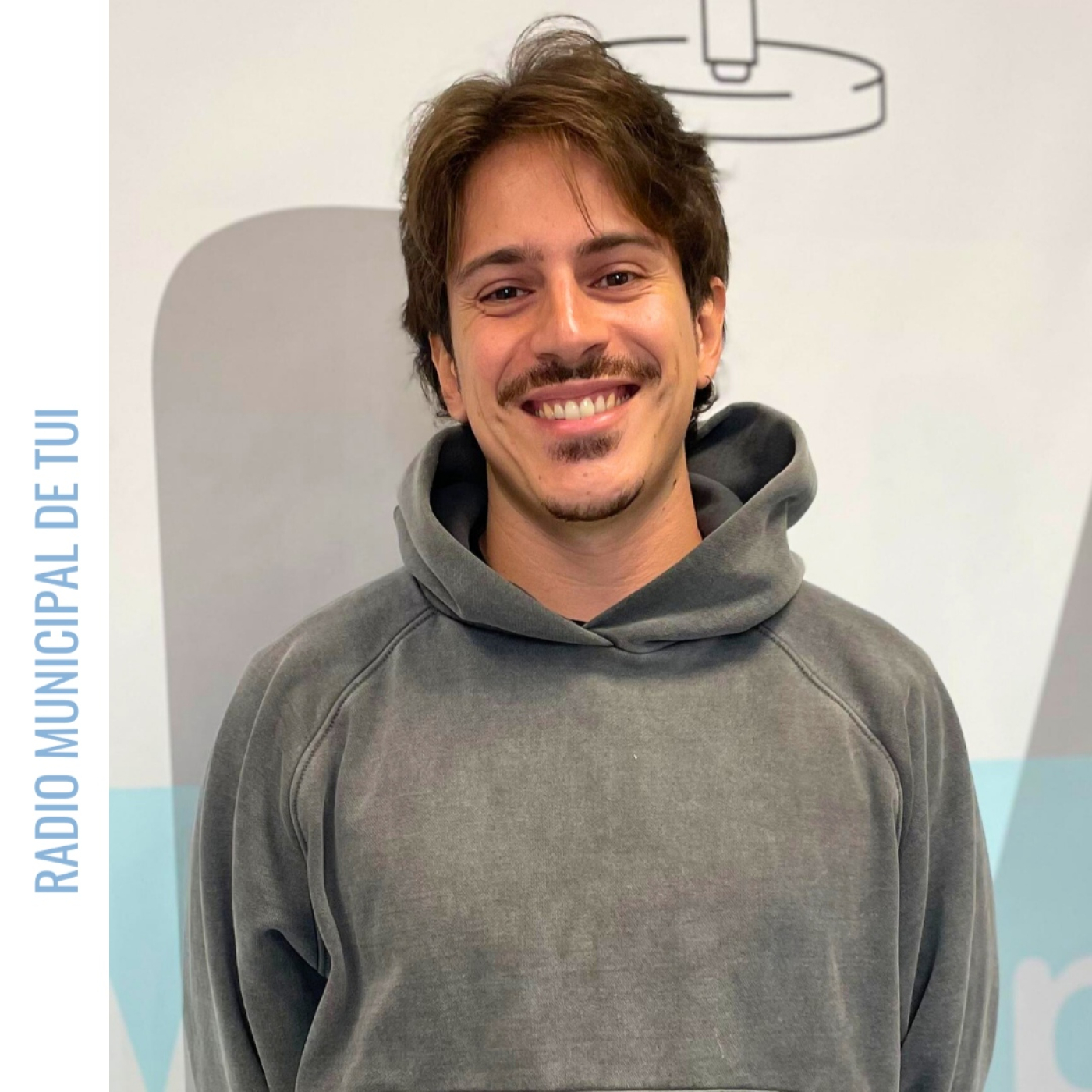 Ent. Carlos Fer, artista tudense | Exposición "Limiares acuosos" en Vigo e próximos proxectos episode artwork