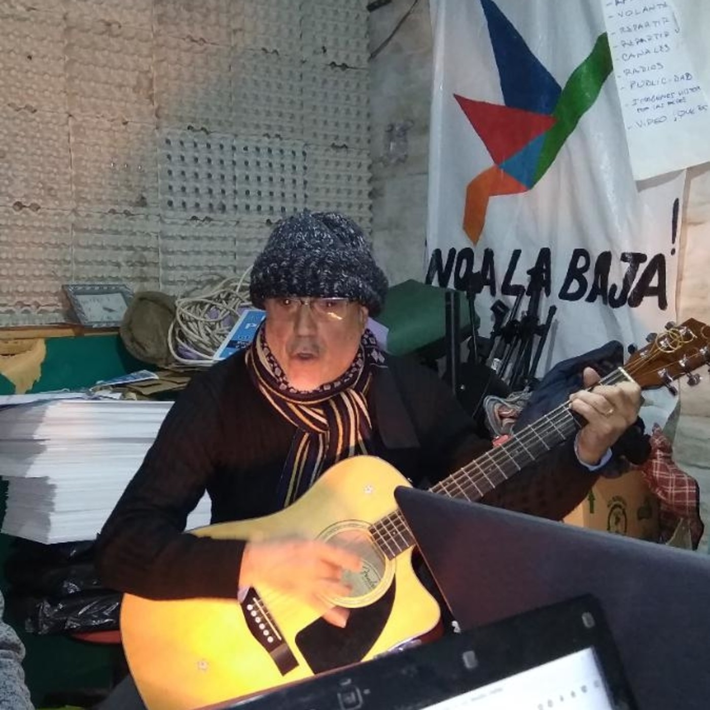 Música en el Espacio Carlos Alfredo o Espika FM