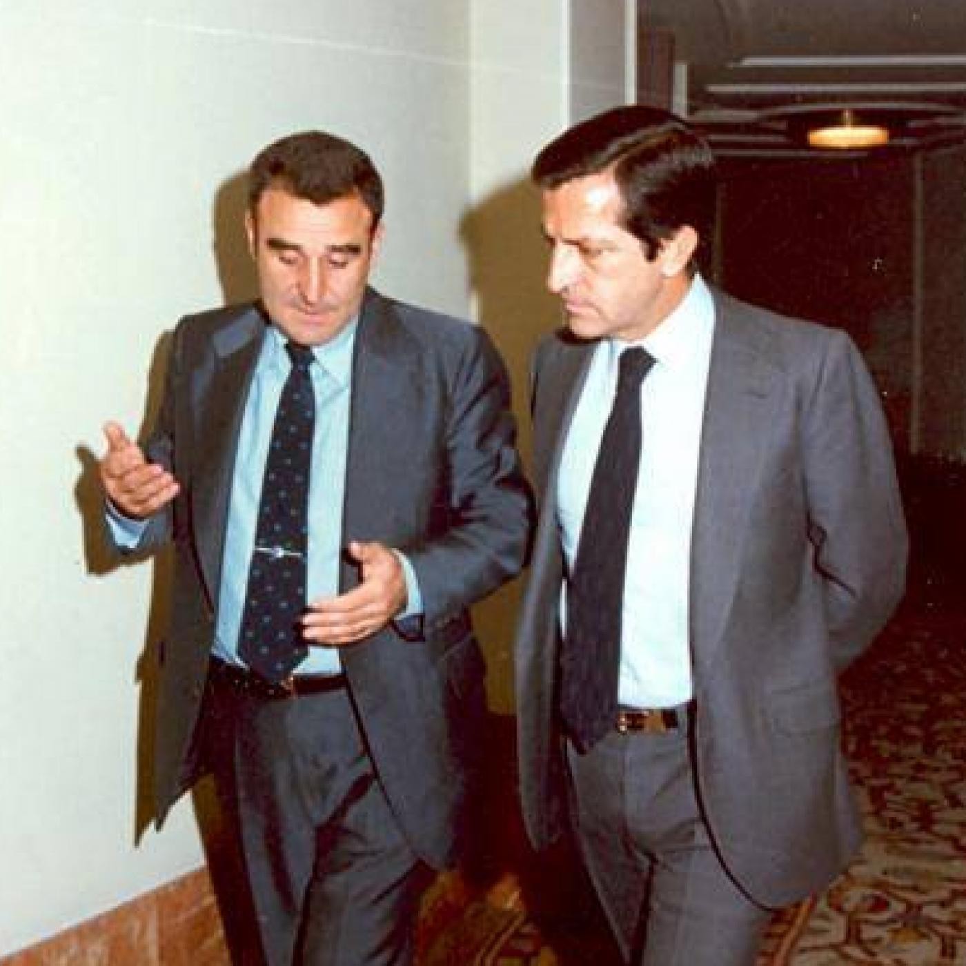 MALVIVO EN LA MADRUGADA