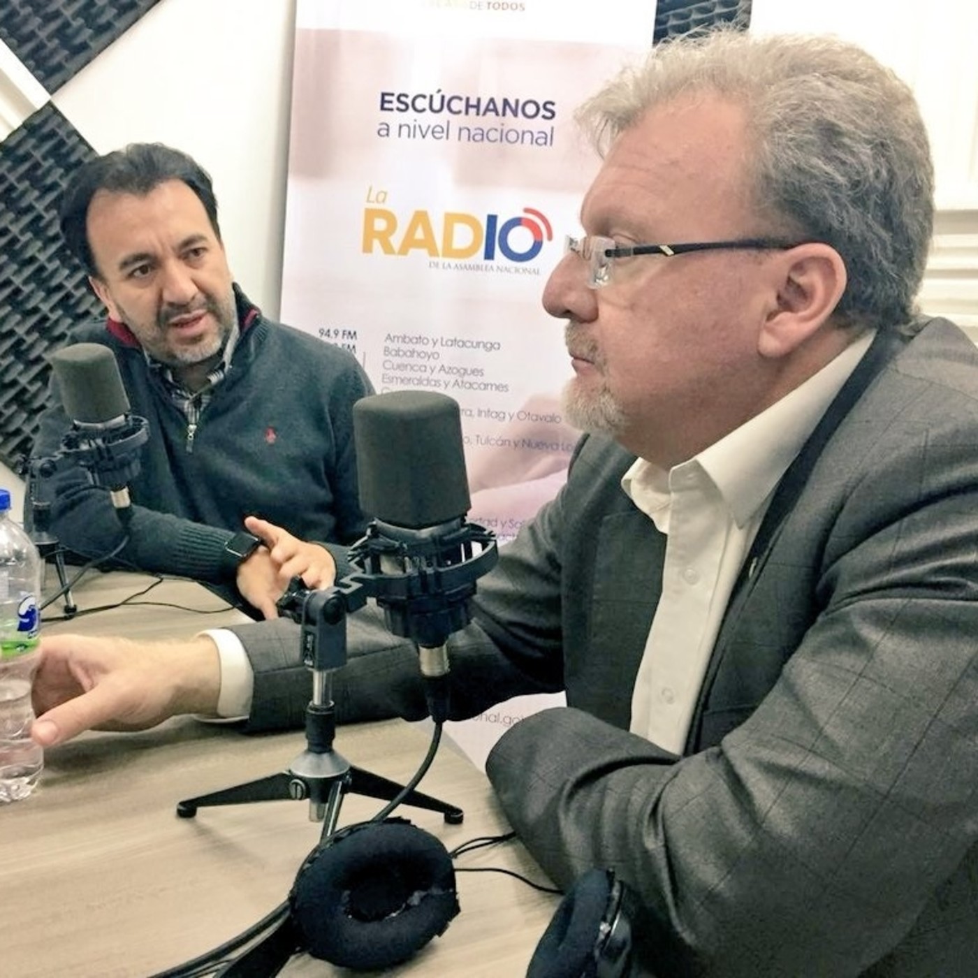 Frecuencia Política