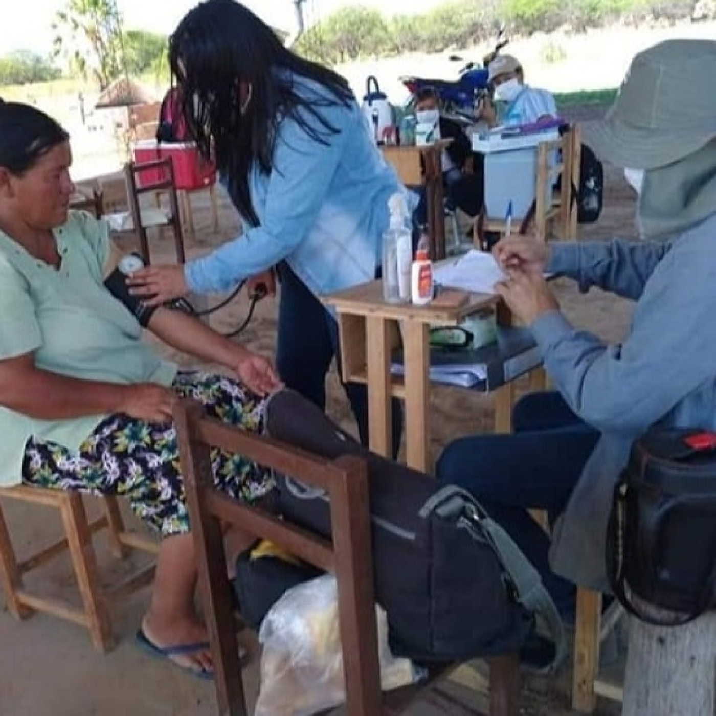 DEVUELVAN NUESTRA TIERRA