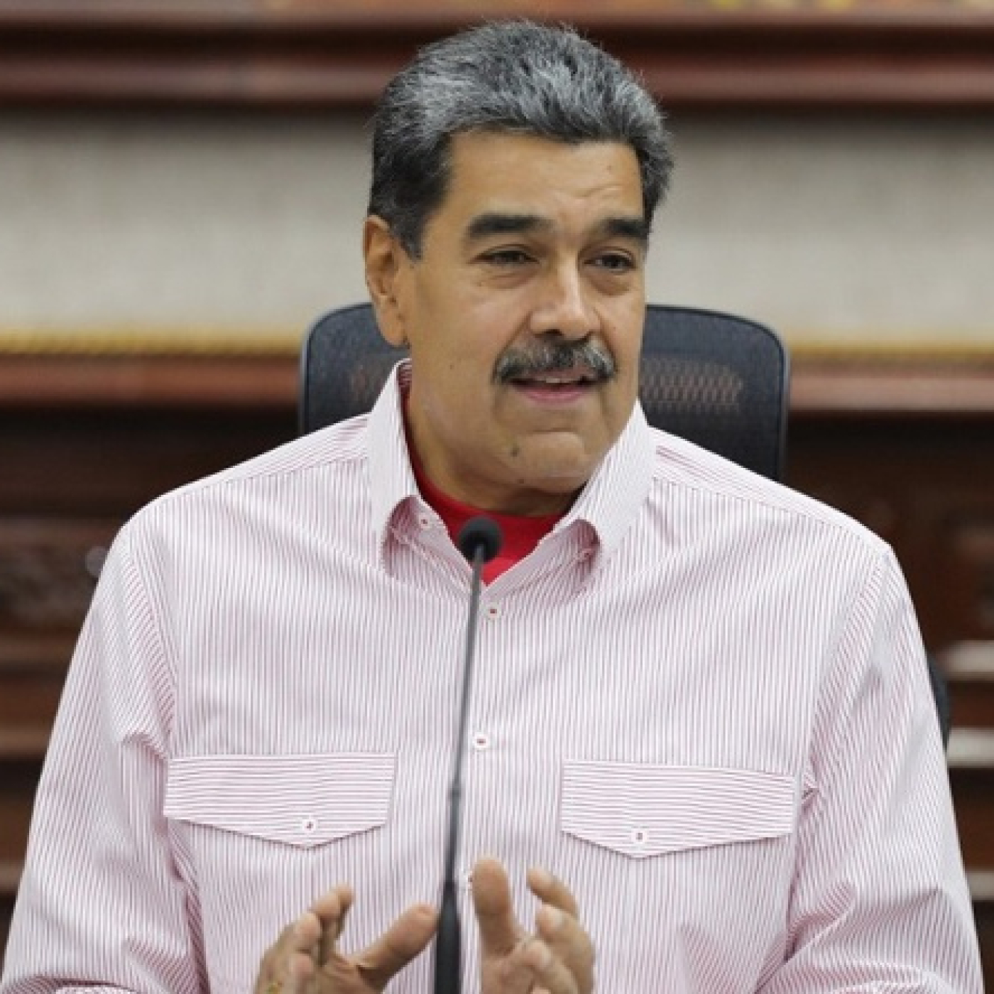 Aborda Presidente venezolano importantes temas de la agenda nacional