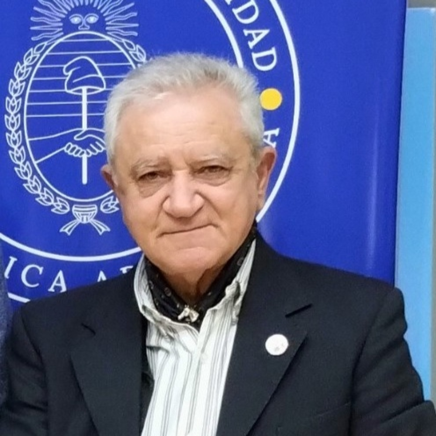 Vicente Gabriele (Presidente y Secretario Fundación Bomberos de Argentina) Nada Personal @animessina
