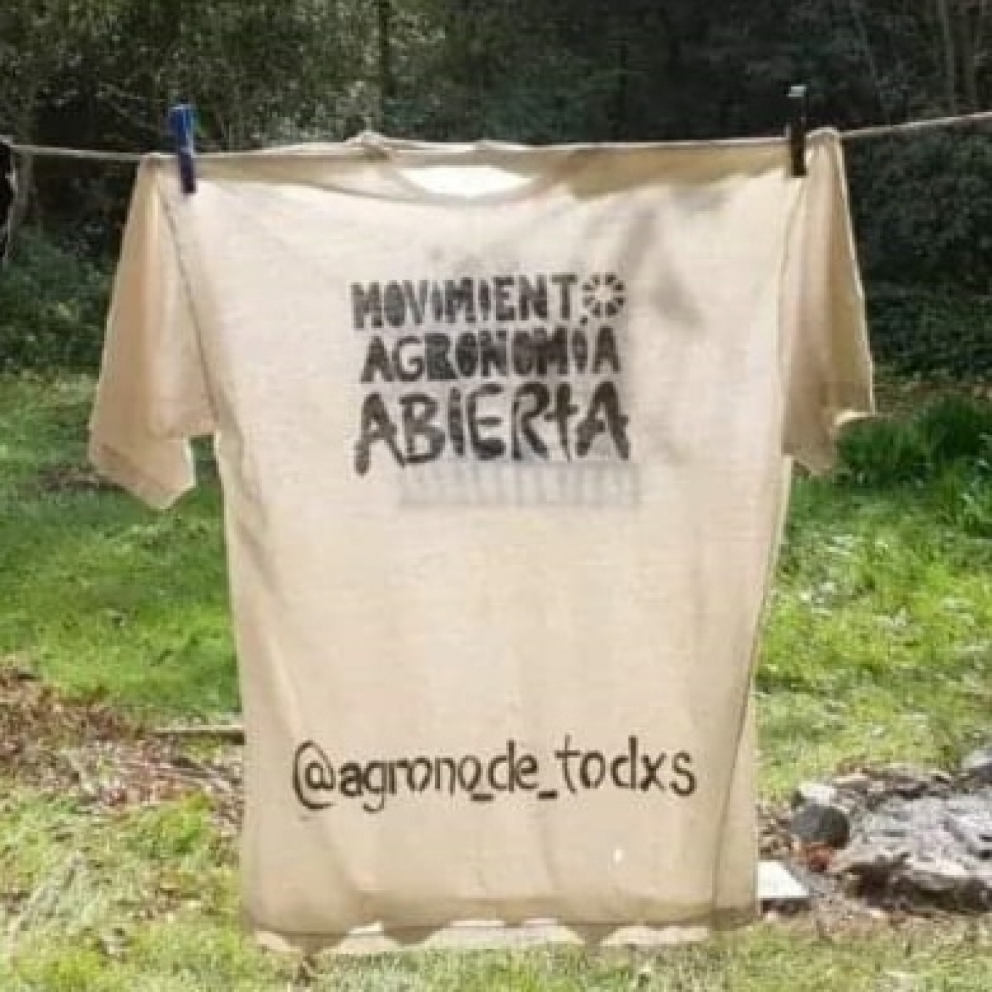 “Los vecinos se roban choclos…" es una de las absurdas excusas de la UBA para cerrar el predio. episode artwork