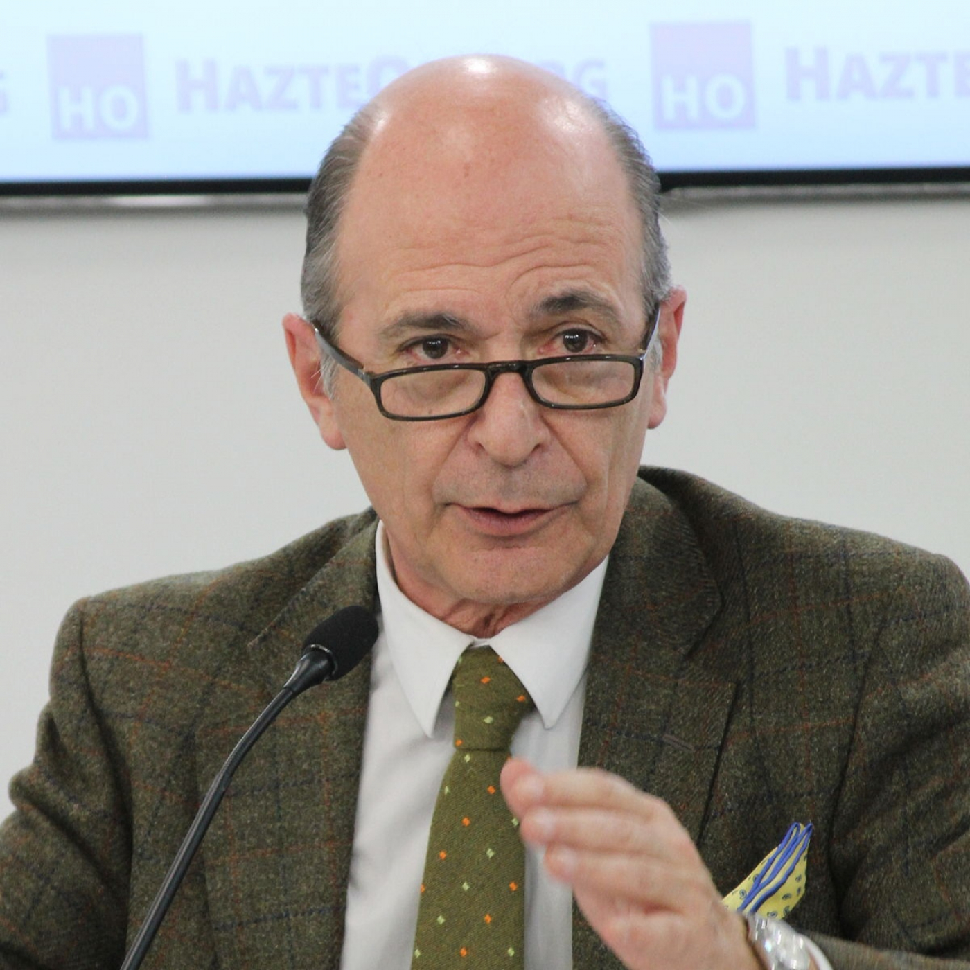 Déjame Hablar, un podcast de Escuela de Serpiente