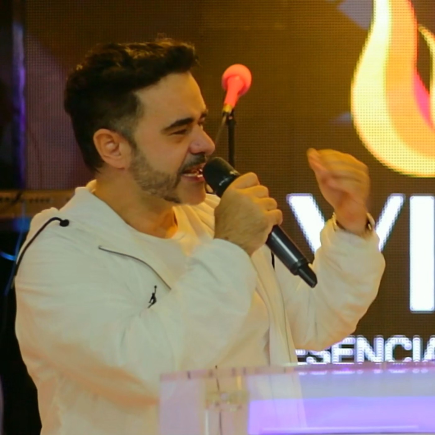 Sábados en AVIVA