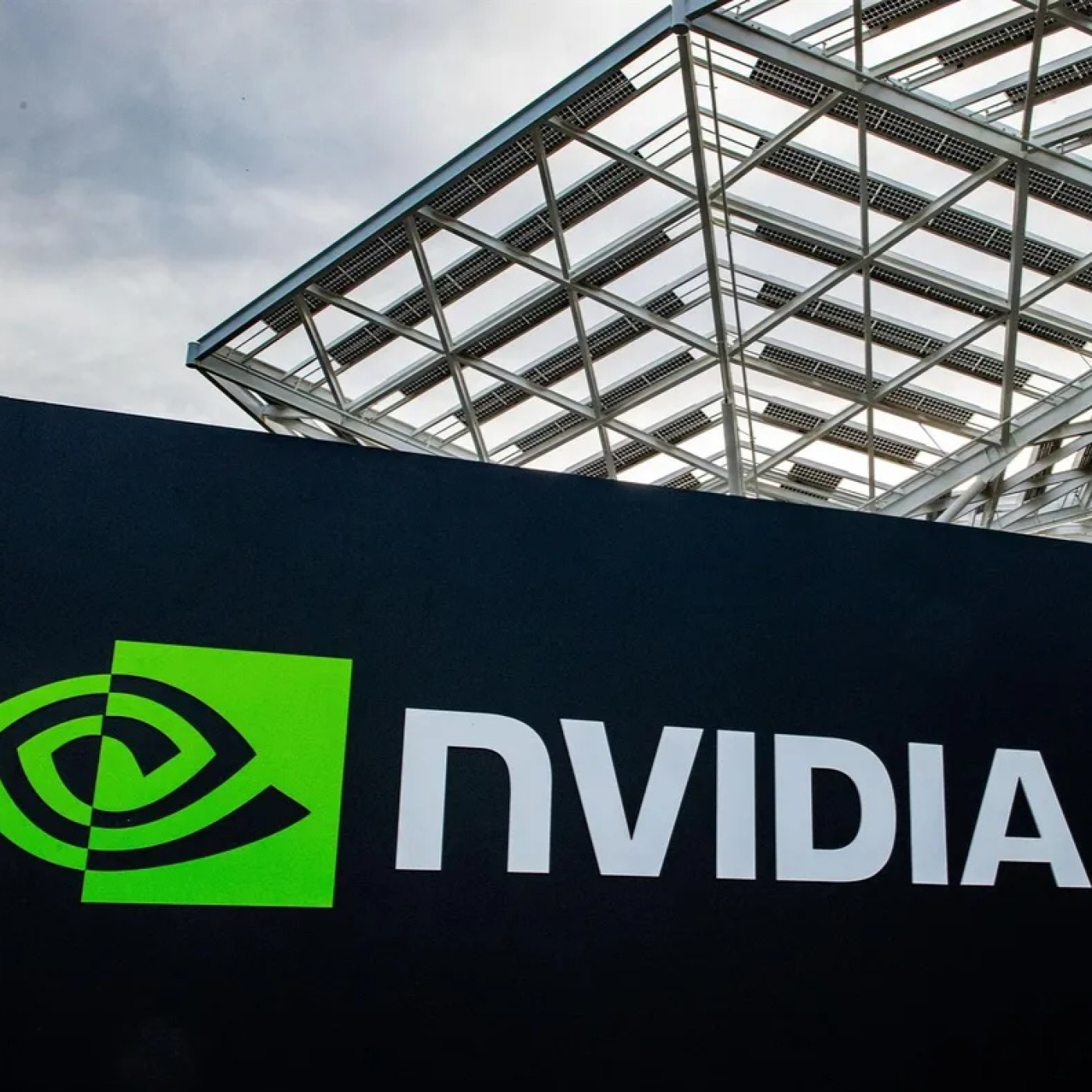 Jackson Hole relaja a las bolsas, pero Nvidia ya impone su sombra episode artwork