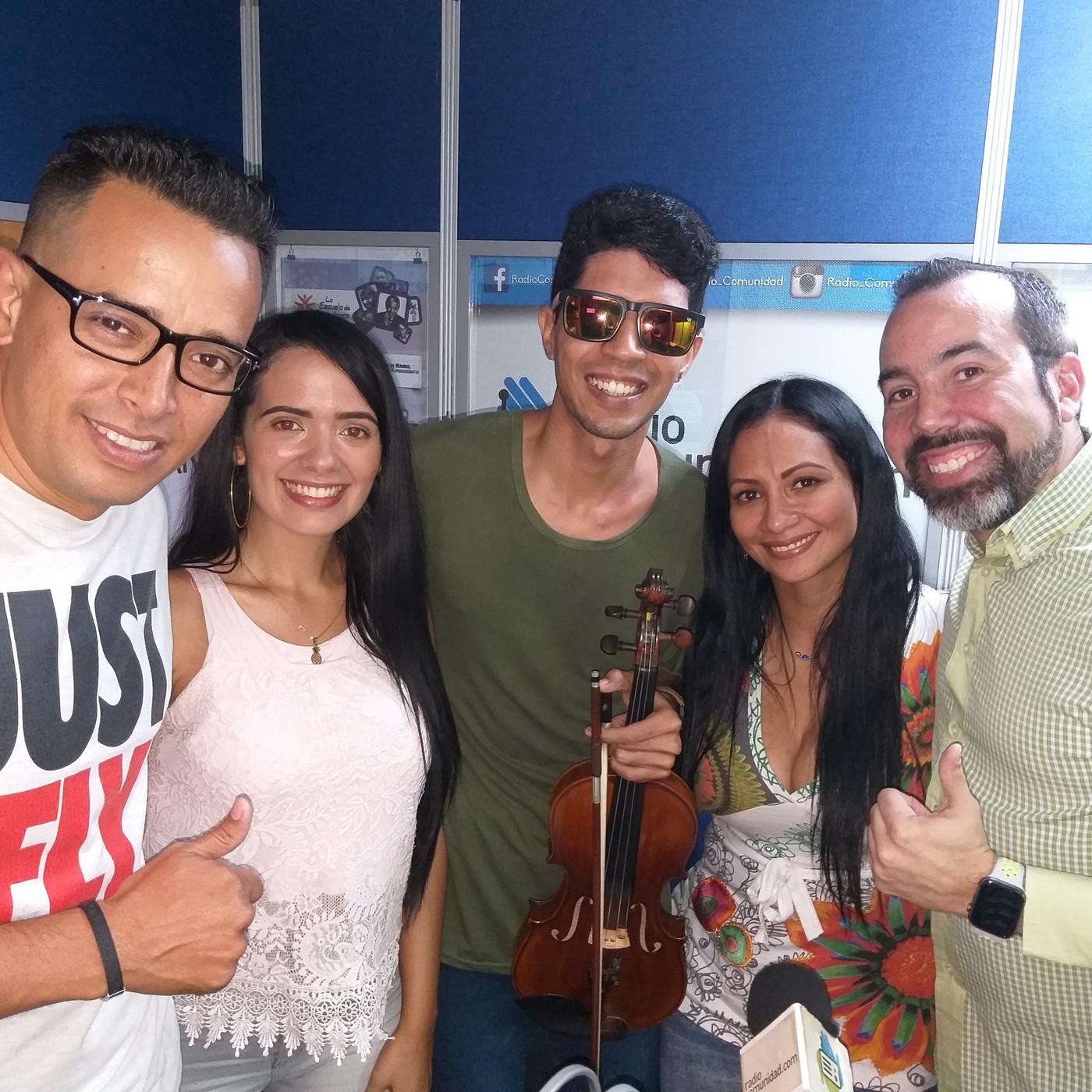 3 Son Actitud Radio Comunidad