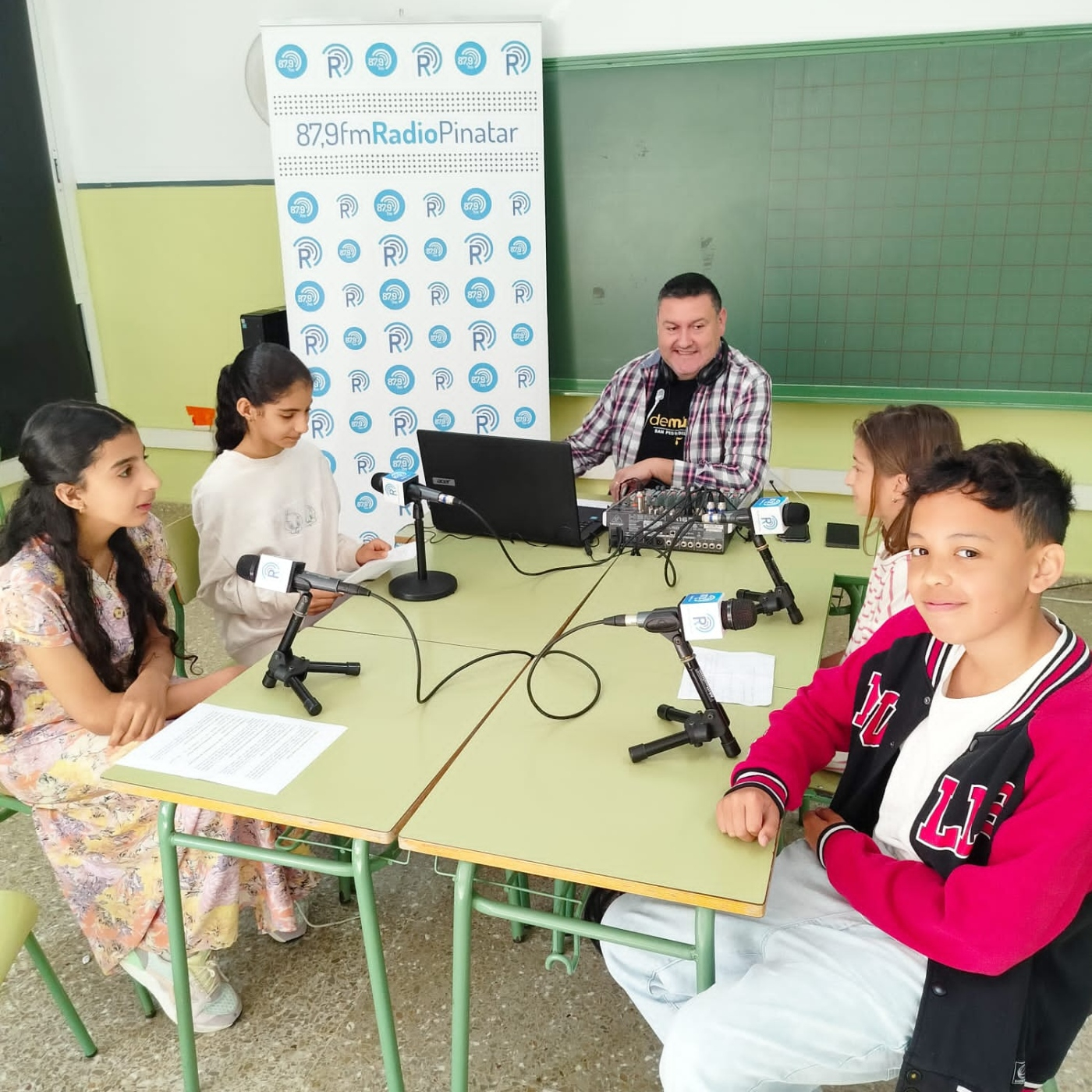 Colegio Virgen del Carmen, Semana Cultural episode artwork